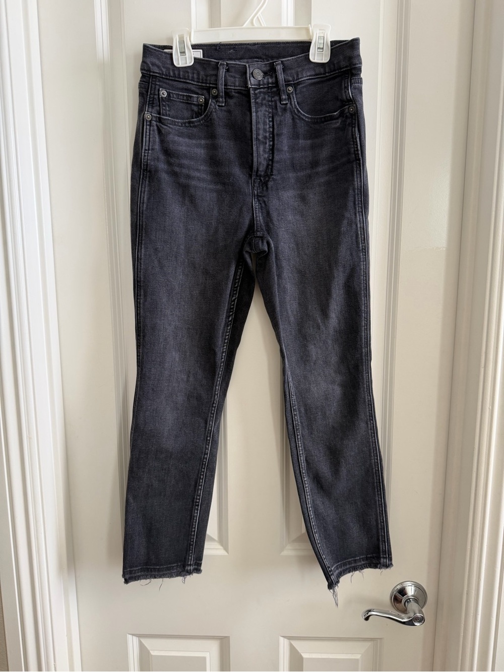 GAP Vintage Slim High Rise Black Washed Jeans